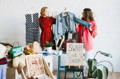 Girls swap clothes